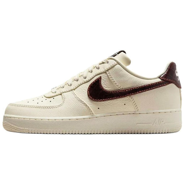 Nike IH7332 Sneakers Uomo Bianco Marrone
